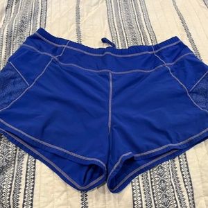 Women's large Athleta swim shorts